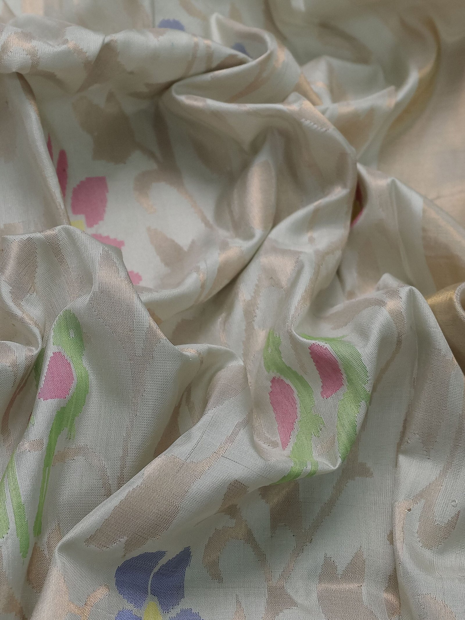 Pista Green Uppada Silk Saree With Jamdhani Weaves - Image 3