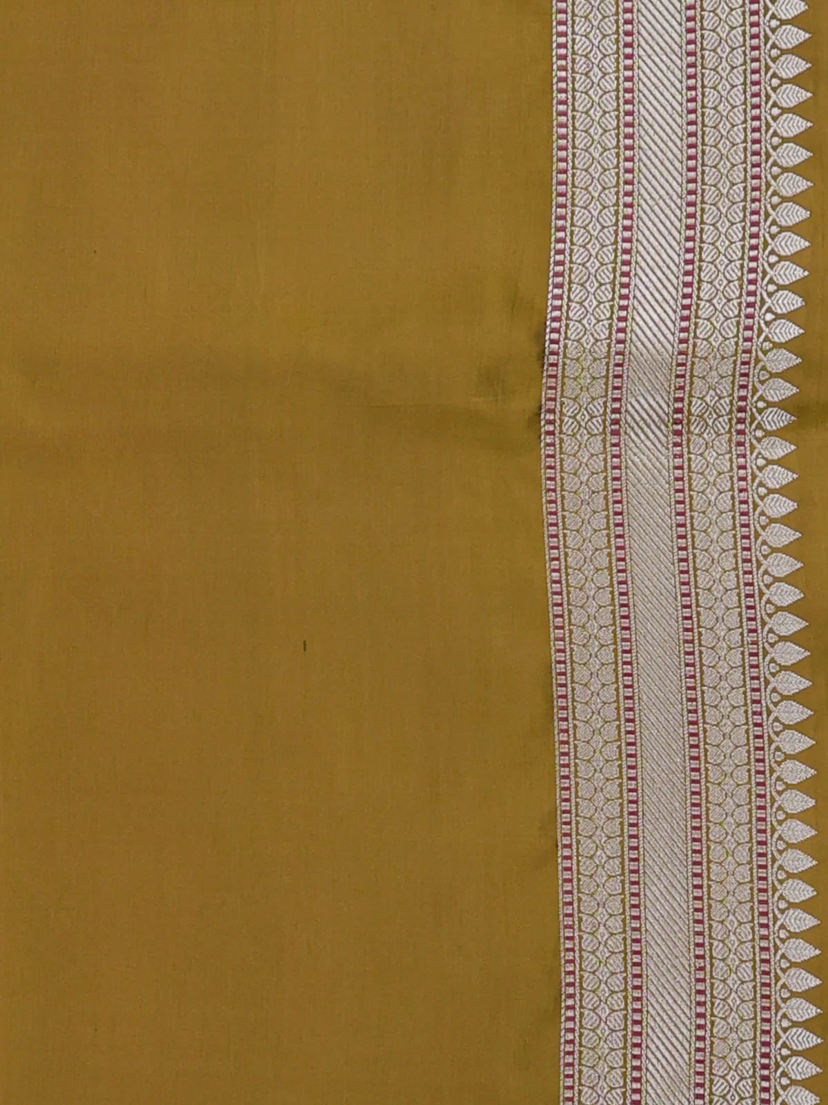 Mehendi Green Banarasi Tanshoi Silk Saree - Image 3